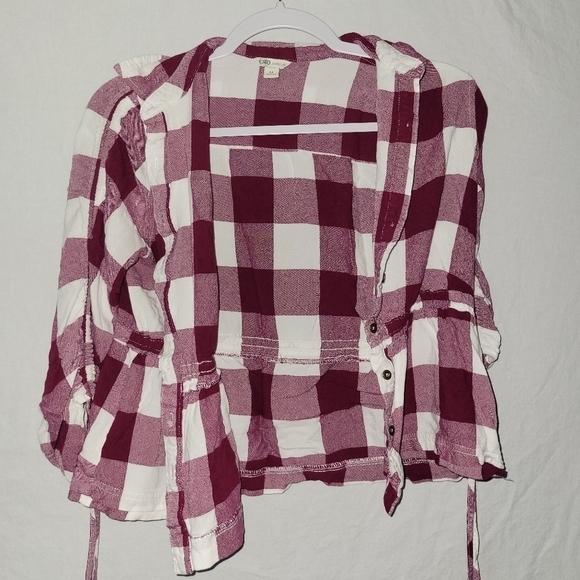 Cato Red And White Collared Blouse Medium Button Up Drawstring - Picture 3 of 11